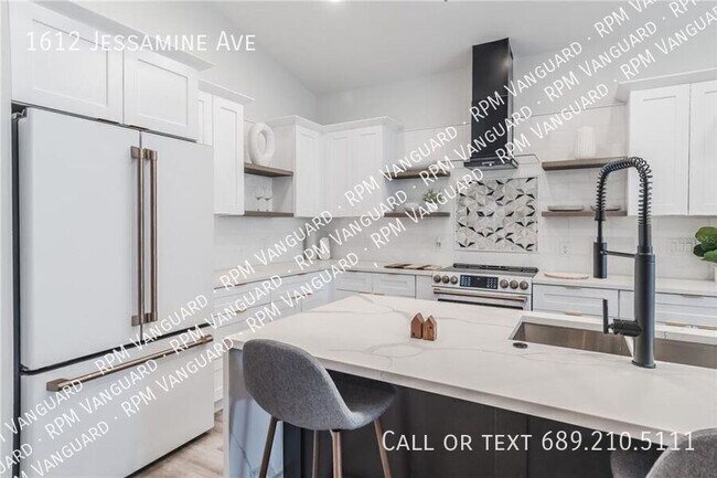 Building Photo - 1612 Jessamine Ave