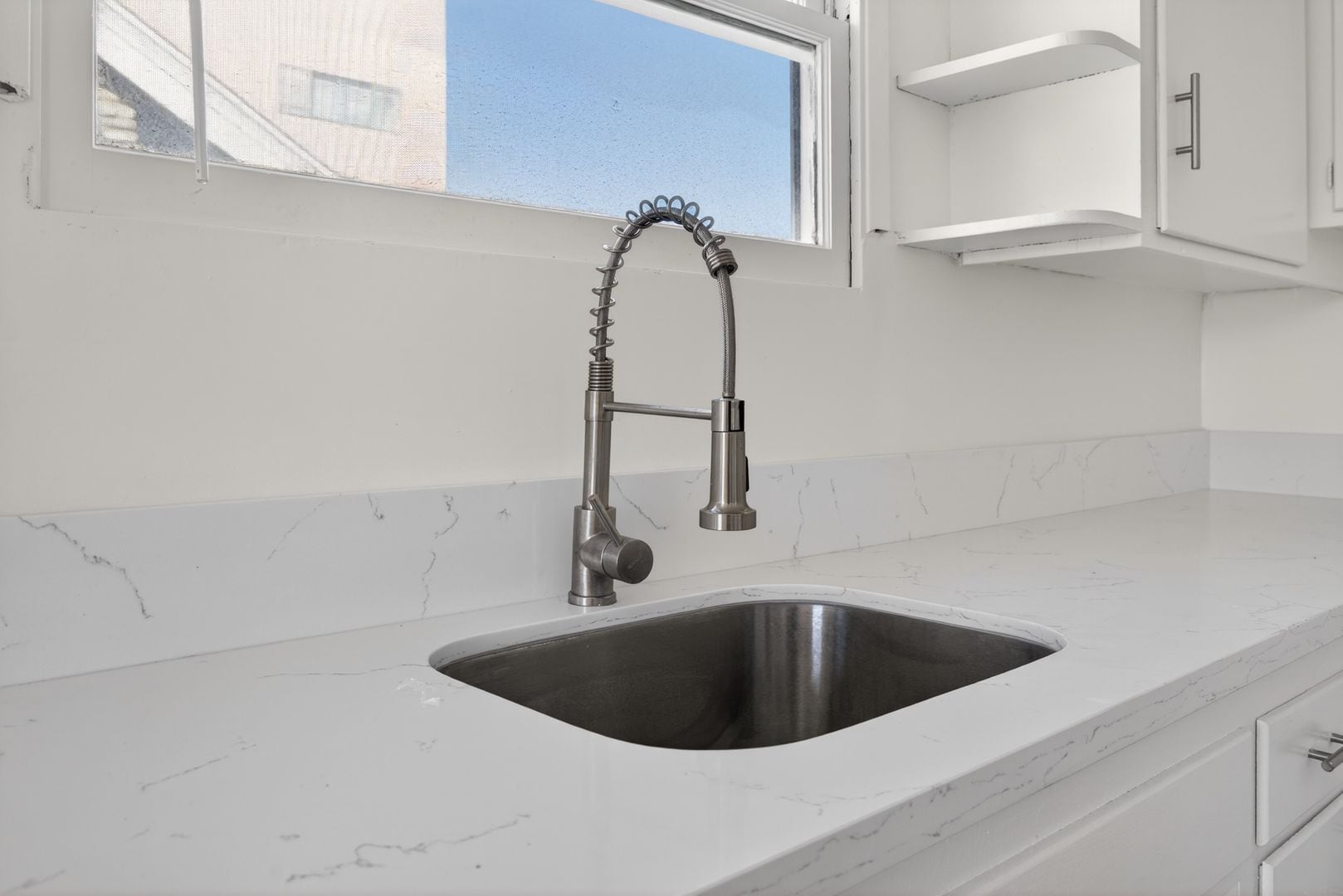 Building Photo - 525 Chestnut Ave