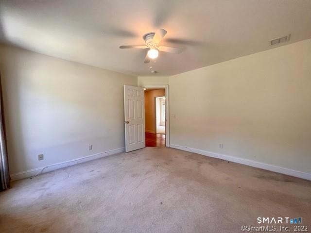 Building Photo - 242 Upper Pattagansett Rd