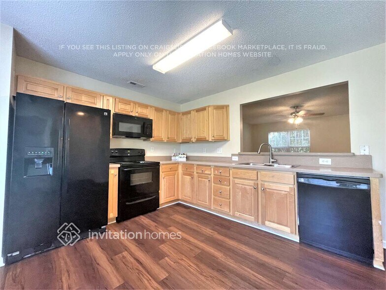 Building Photo - 942 Ramsgate Dr SW