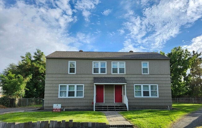 Building Photo - Cul-de-Sac Living in Central Richland, 3 b...