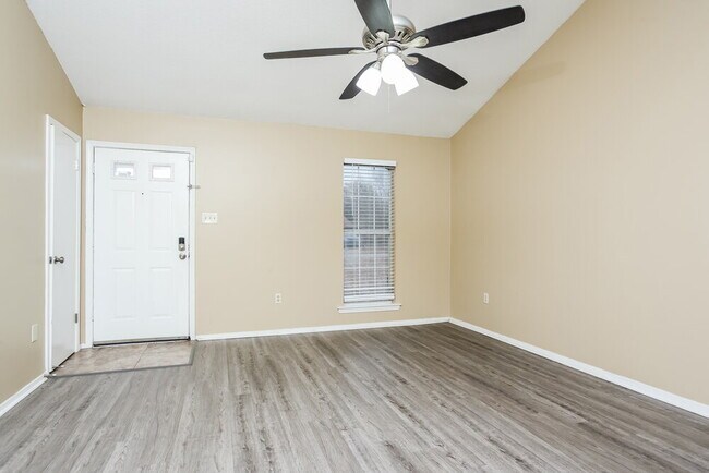 Building Photo - 6265 Jamestown Dr