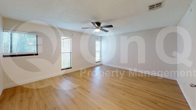 Building Photo - 2929 Holy Cross Ln