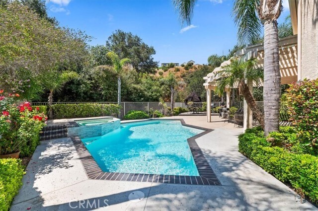 Building Photo - 2760 Hidden Hills Way W