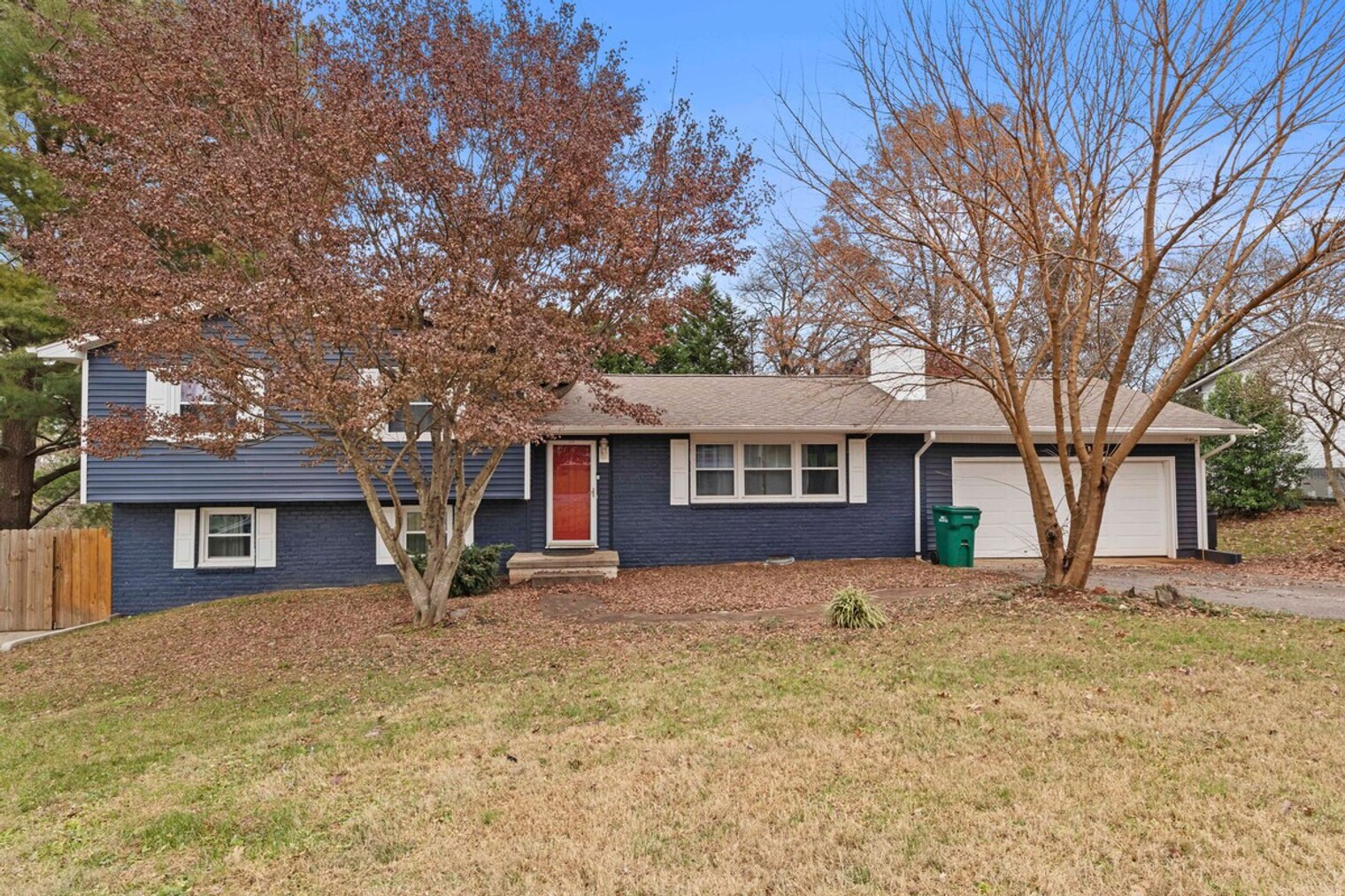 Building Photo - 218 Brandon Rd