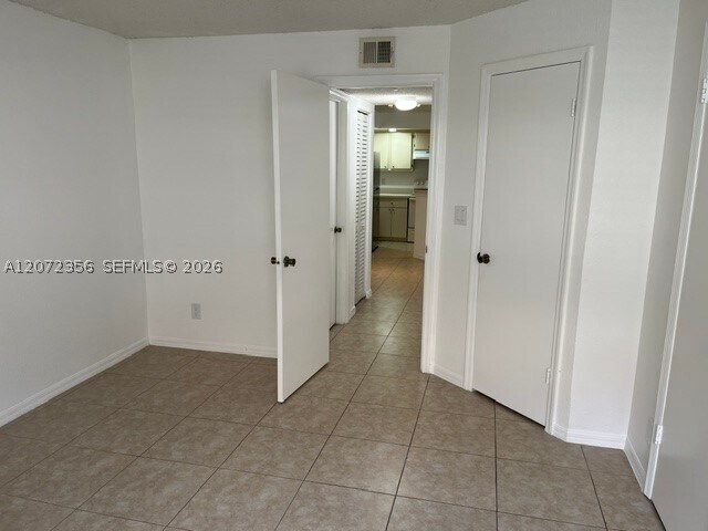Building Photo - 643 Vista Isles Dr