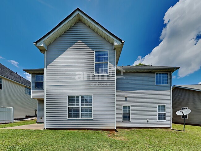 Building Photo - 1140 Ivey Lane