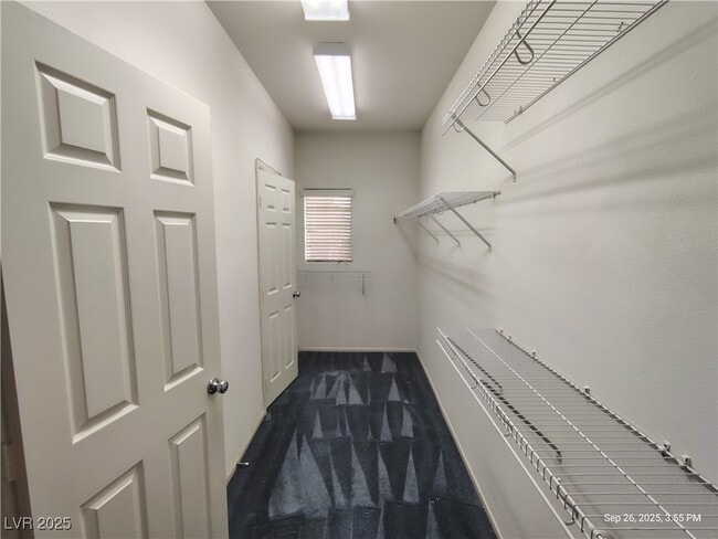 Building Photo - 6284 W Cougar Ave