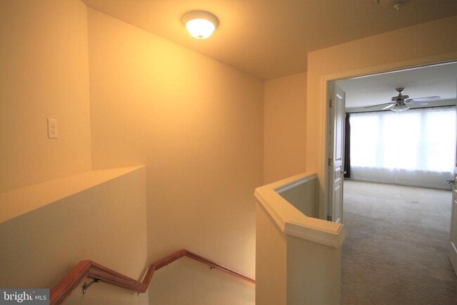Building Photo - 609 Ellison Dr