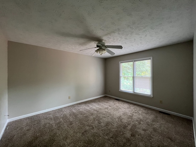 Building Photo - 6837 St Julian Way