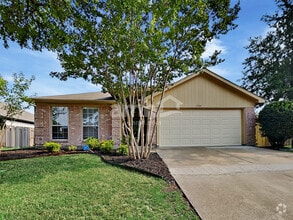 Building Photo - 1104 Brook Canyon Dr