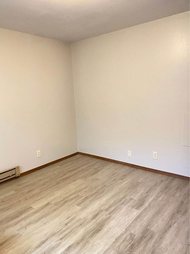 Building Photo - 4903 Aspen St