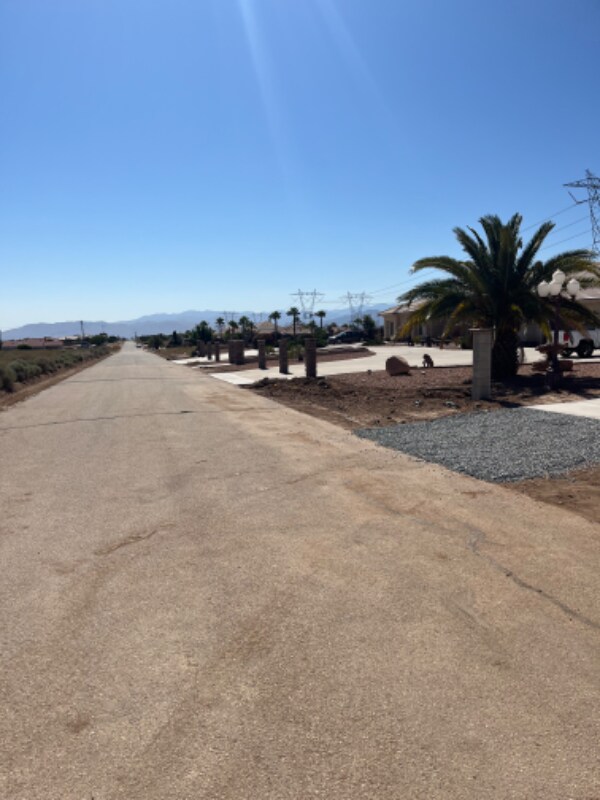 Building Photo - 12327 Farmington St