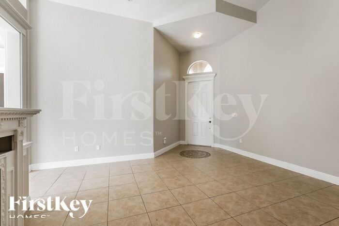 Building Photo - 1695 NE 37th Pl
