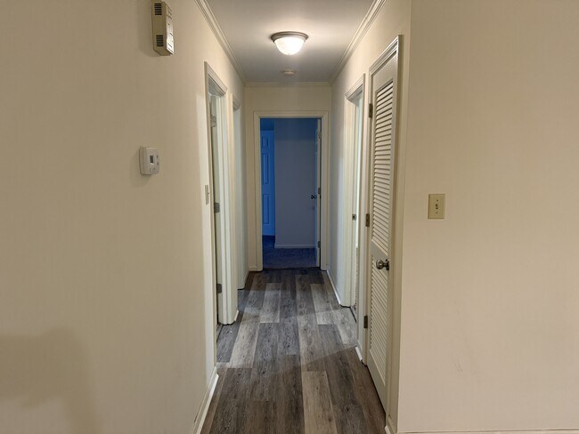 Building Photo - 3263 Carlyle Dr NW