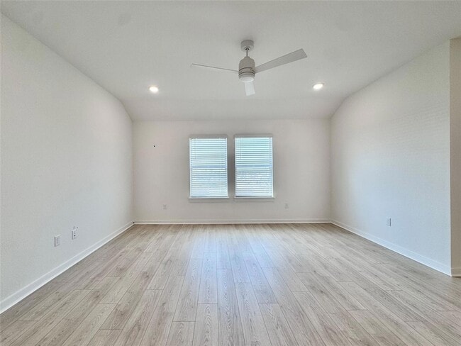 Building Photo - 1821 Lazy Acrs St