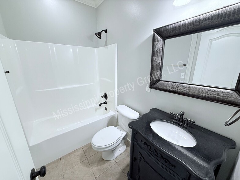 Building Photo - 120 Falls Grove