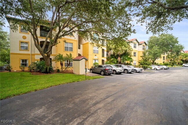 Building Photo - 11550 Villa Grand