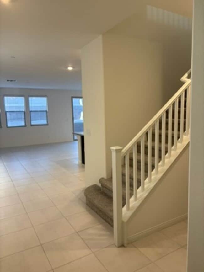 Building Photo - Welcome to this beautiful brand new home in Summerlin!