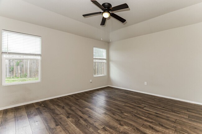 Building Photo - Spacious 3-Bedroom in Affordable Austin Community