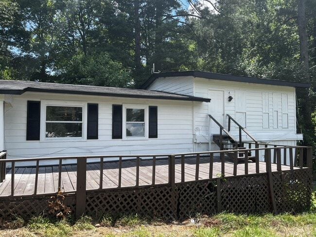 Building Photo - 970 Allgood Rd NE