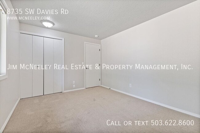 Building Photo - 8735 SW Davies Rd
