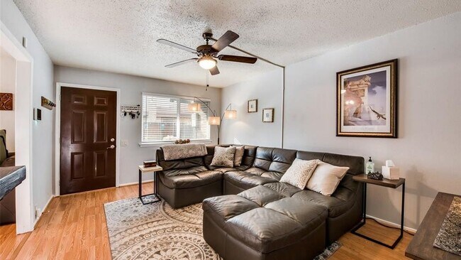 Building Photo - 4417 Westminster Dr