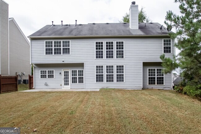 Building Photo - 3180 Elmendorf Dr NW