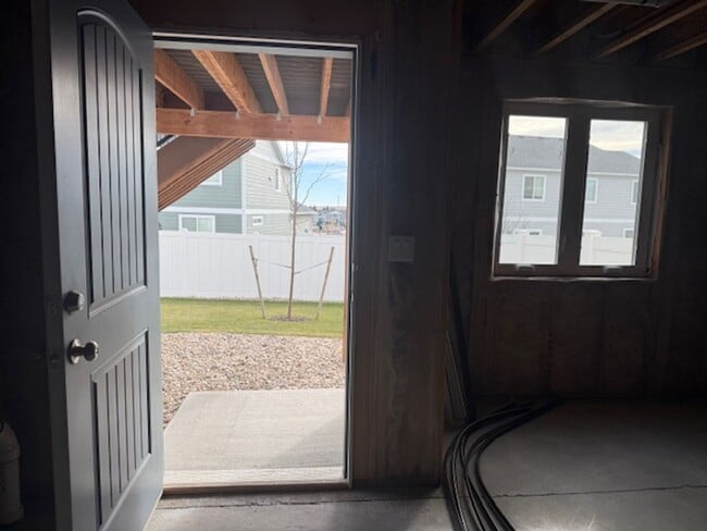 Building Photo - Fully Upgraded Executive Home For Lease