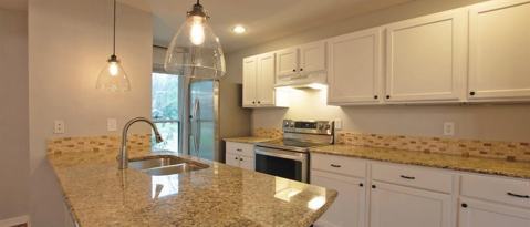 Building Photo - 212 Linda Ln