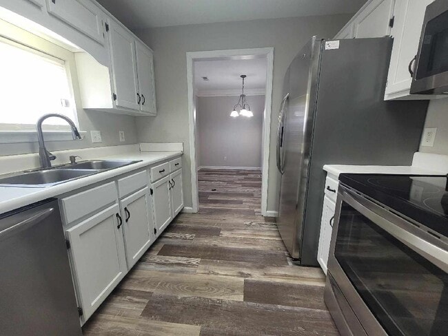 Building Photo - 1126 Lenny Ln