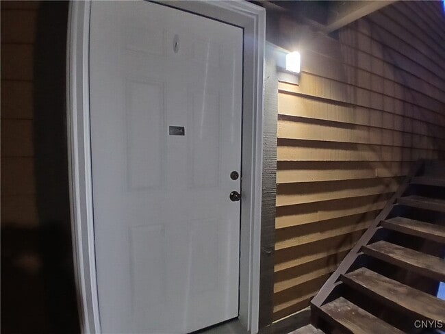 Building Photo - 494 Idlewood Blvd