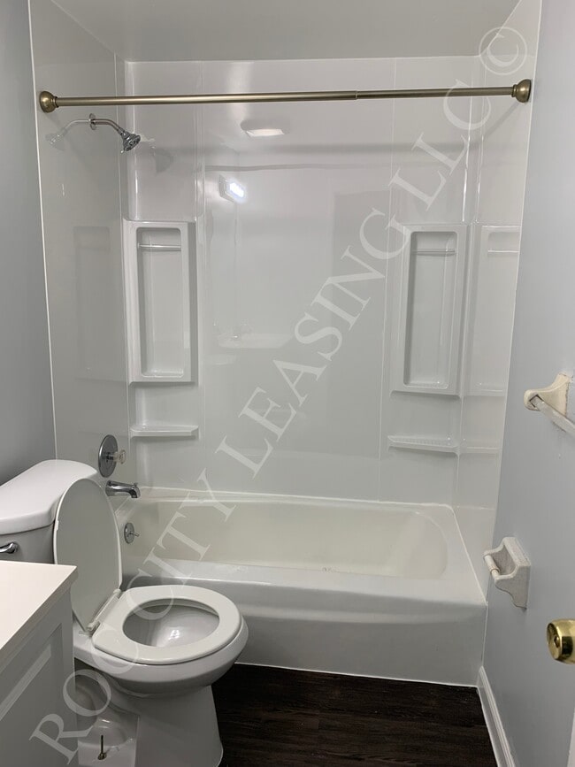 Building Photo - 89 Twin Beeches