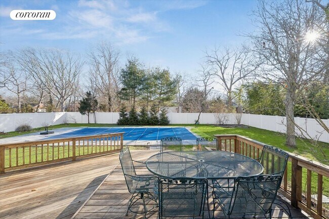 Building Photo - 7 Huckleberry Ln