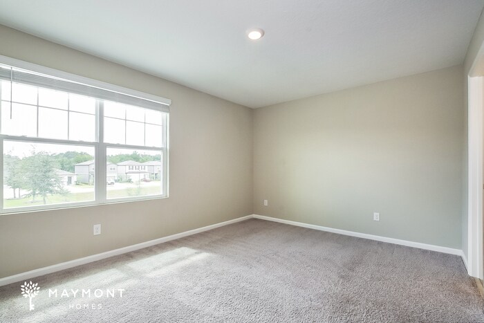 Building Photo - 2709 Island Pond Dr