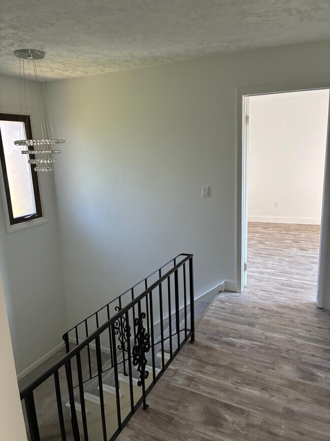 Building Photo - 3421 Burrwood Dr