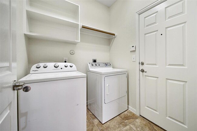 Building Photo - 13742 McKinney Creek Ln