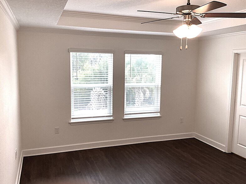Building Photo - 4307 Reisswood Loop