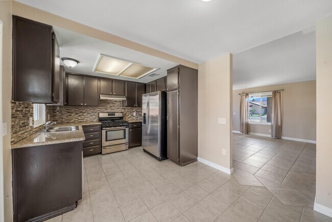 Building Photo - 81402 Palmwood Dr