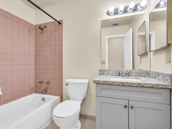 Building Photo - 2957 Oak Park Cir