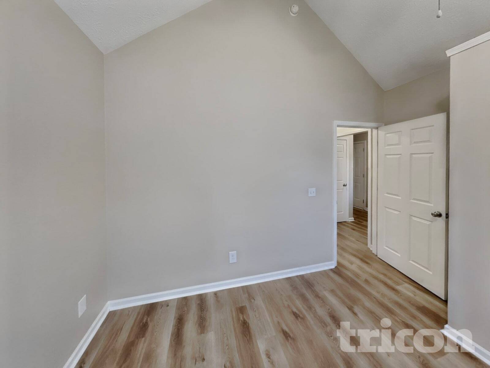 Building Photo - 989 Chesire Way