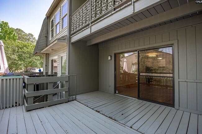 Building Photo - 301 Harbor Heights Dr