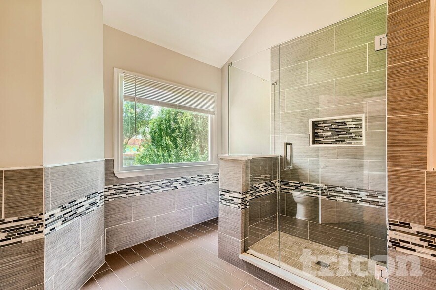 Building Photo - 1140 Johns Landing Ct