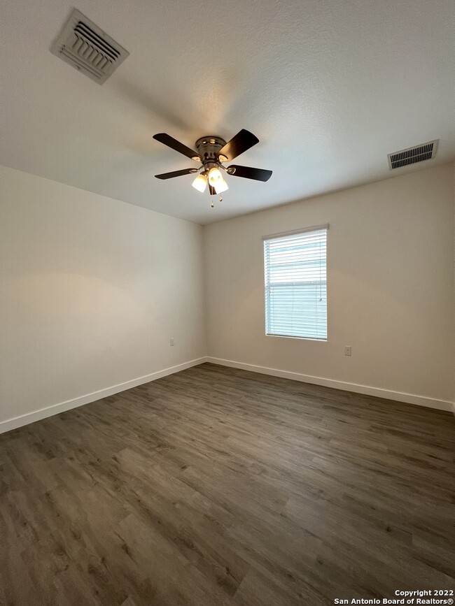 Building Photo - 9116 China Rose Dr