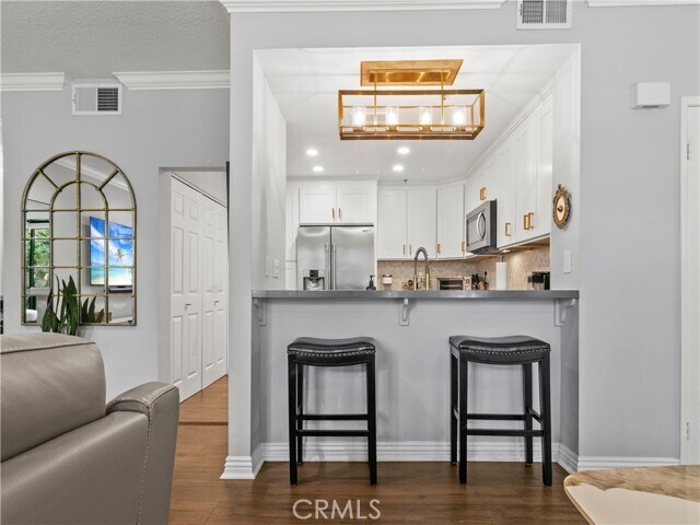 Building Photo - 210 Lille Ln