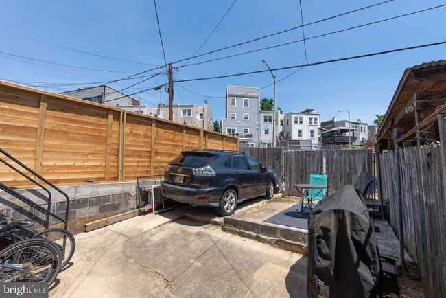 Building Photo - 1272 Owen Pl NE