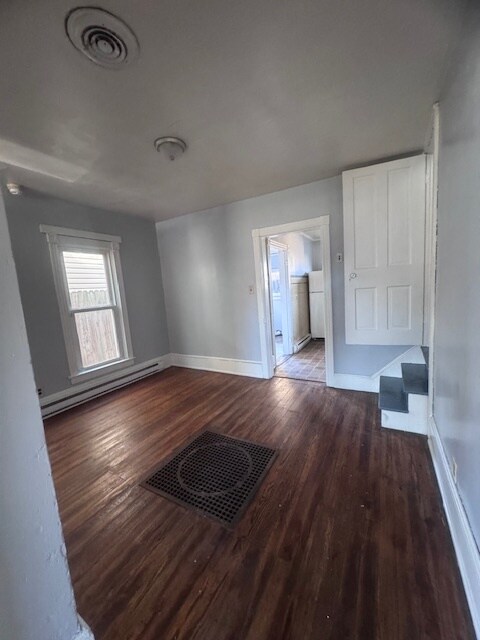 Building Photo - 507 S Raleigh St