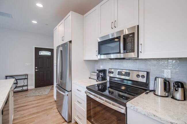 Building Photo - 4314 Nabal Dr