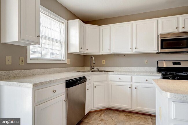 Building Photo - 13538 Tackhouse Ct