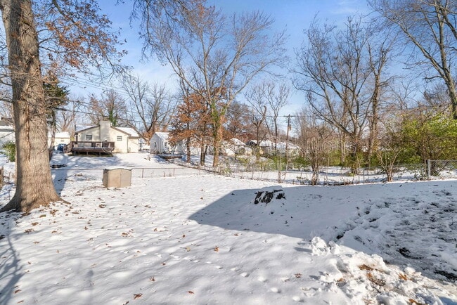 Building Photo - 409 Caithness Rd